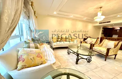 Apartment - 3 Bedrooms - 4 Bathrooms for rent in Abraj Al Lulu - Manama - Capital Governorate