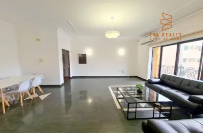 Apartment - 3 Bedrooms - 2 Bathrooms for rent in Mahooz - Manama - Capital Governorate