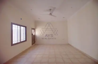 Apartment - 2 Bedrooms - 2 Bathrooms for rent in Busaiteen - Muharraq Governorate