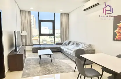 Apartment - 2 Bedrooms - 3 Bathrooms for rent in Zinj - Manama - Capital Governorate