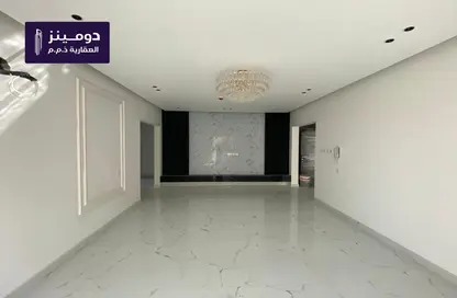 Apartment - 4 Bedrooms - 3 Bathrooms for sale in Isa Town - Central Governorate