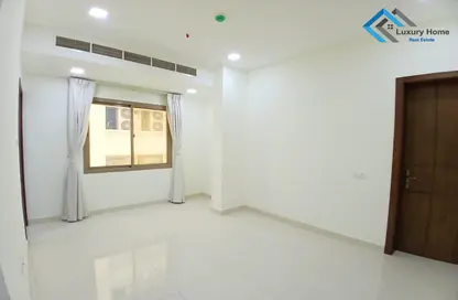 Apartment - 2 Bedrooms - 2 Bathrooms for rent in Al Burhama - Manama - Capital Governorate