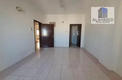 Apartment - 2 Bedrooms - 2 Bathrooms for rent in Mahooz - Manama - Capital Governorate