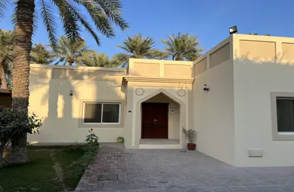 Villa - 3 Bedrooms - 3 Bathrooms for rent in Janabiya - Northern Governorate