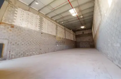 Warehouse - Studio - 1 Bathroom for rent in Hidd - Muharraq Governorate