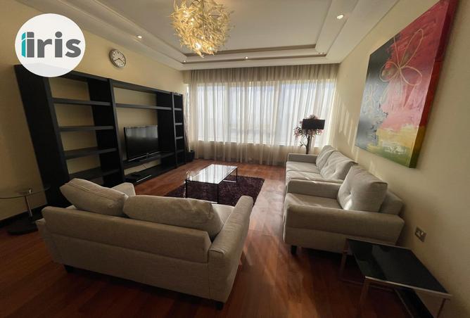 Apartment - 2 Bedrooms - 3 Bathrooms for rent in Abraj Al Lulu - Manama - Capital Governorate