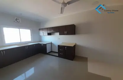 Apartment - 2 Bedrooms - 2 Bathrooms for rent in Tubli - Central Governorate