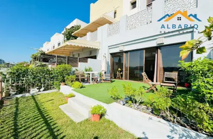 Villa - 3 Bedrooms - 5 Bathrooms for sale in Al Marsa Floating City - Amwaj Islands - Muharraq Governorate