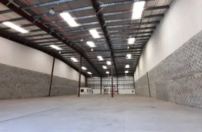 Warehouse - Studio - 1 Bathroom for rent in Hidd - Muharraq Governorate