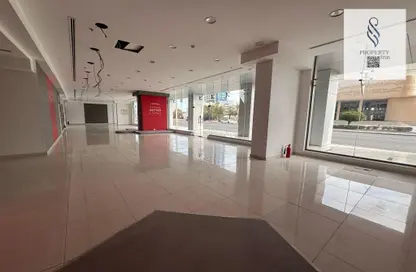 Show Room - Studio - 2 Bathrooms for rent in Diplomatic Area - Manama - Capital Governorate