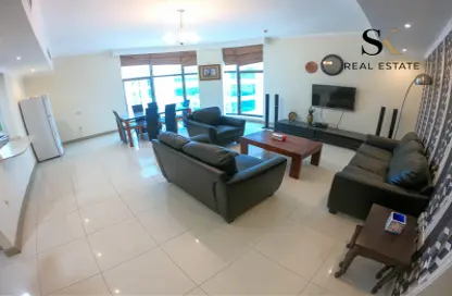 Living / Dining Room image for: Apartment - 3 Bedrooms - 5 Bathrooms for sale in Seef - Capital Governorate, Image 1