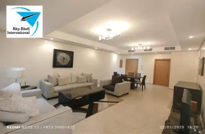 Apartment - 3 Bedrooms - 3 Bathrooms for rent in Sanabis - Manama - Capital Governorate