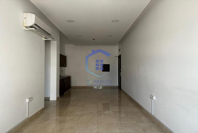 Apartment - 2 Bedrooms - 2 Bathrooms for rent in Seef - Capital Governorate