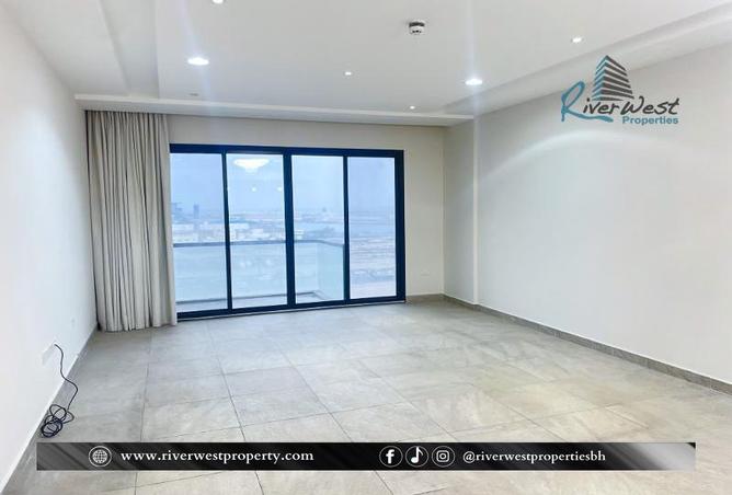 Apartment - 3 Bedrooms - 4 Bathrooms for sale in Hidd - Muharraq Governorate