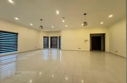 Apartment - 3 Bedrooms - 3 Bathrooms for rent in Janabiya - Northern Governorate