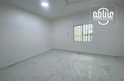 Villa - 3 Bedrooms - 2 Bathrooms for rent in Hamad Town - Northern Governorate