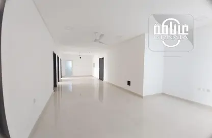 Apartment - 2 Bedrooms - 2 Bathrooms for rent in Zinj - Manama - Capital Governorate