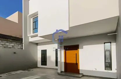 Villa - 3 Bedrooms - 4 Bathrooms for sale in Bani Jamra - Northern Governorate