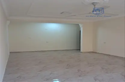 Apartment - 2 Bedrooms - 2 Bathrooms for rent in Isa Town - Central Governorate