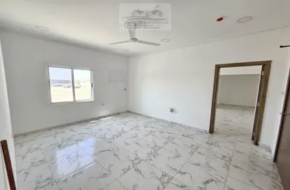 Apartment - 2 Bedrooms - 2 Bathrooms for rent in Tubli - Central Governorate