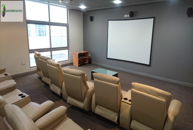 New Modern With Cinema Facilities Housekeeping