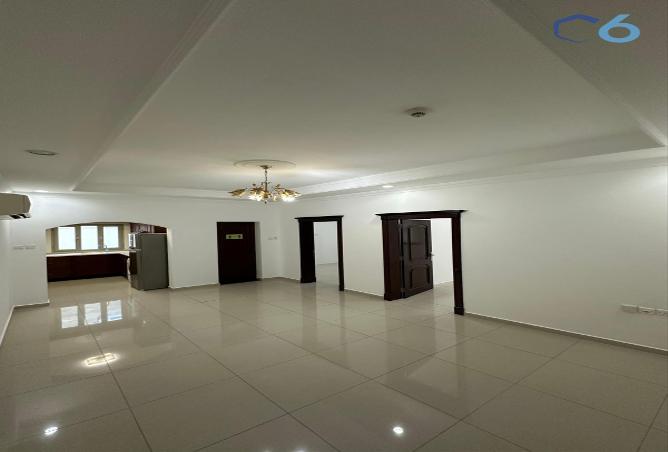 Office Space - Studio - 2 Bathrooms for rent in Mahooz - Manama - Capital Governorate