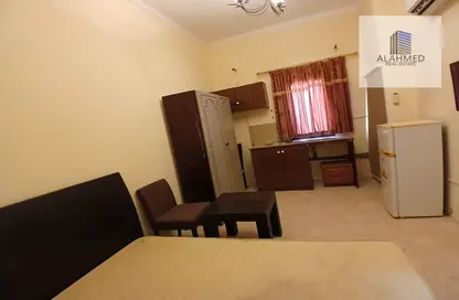 Apartment - 1 Bathroom for rent in Busaiteen - Muharraq Governorate