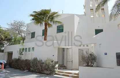 Villa - 4 Bedrooms - 4 Bathrooms for rent in Mahooz - Manama - Capital Governorate