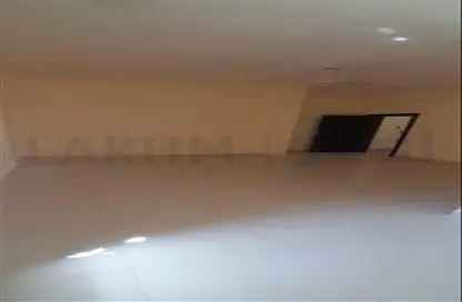 Apartment - 2 Bedrooms - 3 Bathrooms for rent in Arad - Muharraq Governorate