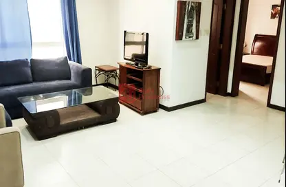 Apartment - 2 Bedrooms - 2 Bathrooms for rent in Al Burhama - Manama - Capital Governorate