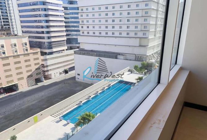 Apartment - 2 Bedrooms - 3 Bathrooms for sale in Al Juffair - Capital Governorate