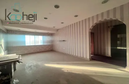 Office Space - Studio - 3 Bathrooms for rent in Busaiteen - Muharraq Governorate