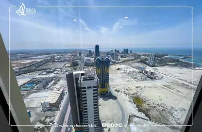 Penthouse - 4 Bedrooms - 5 Bathrooms for rent in Seef - Capital Governorate