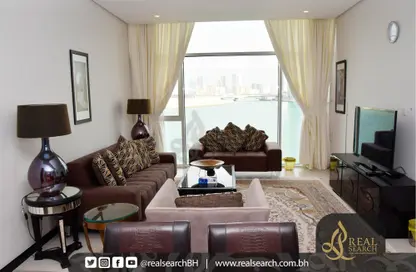 Apartment - 2 Bedrooms - 3 Bathrooms for rent in Reef Island - Capital Governorate