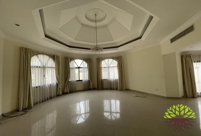 Villa - 4 Bedrooms - 4 Bathrooms for rent in Saar - Northern Governorate