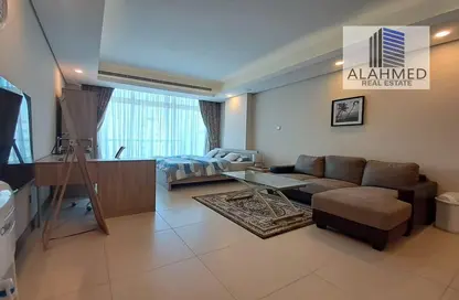 Apartment - 1 Bathroom for rent in Busaiteen - Muharraq Governorate