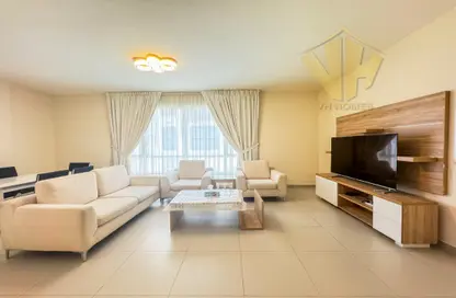 Apartment - 2 Bedrooms - 2 Bathrooms for rent in Zinj - Manama - Capital Governorate