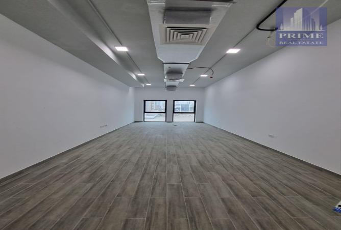 Office Space - Studio - 4 Bathrooms for rent in Sanabis - Manama - Capital Governorate