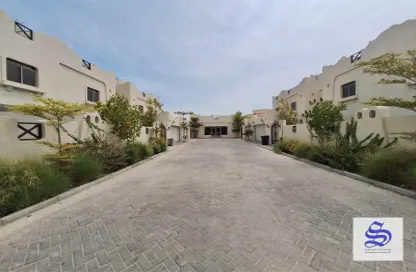 Villa - 4 Bedrooms - 5 Bathrooms for rent in Saar - Northern Governorate