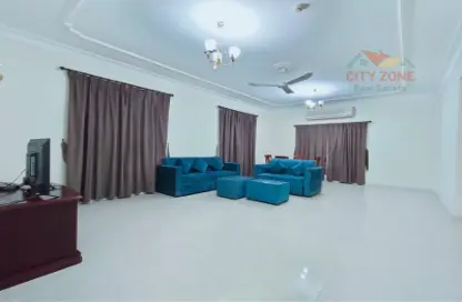 Apartment - 3 Bedrooms - 2 Bathrooms for rent in Al Juffair - Capital Governorate