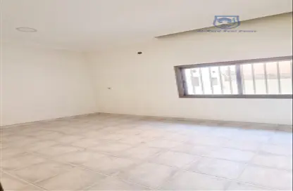 Villa - 5 Bedrooms - 4 Bathrooms for rent in Bu Kowarah - Riffa - Southern Governorate