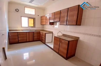 Apartment - 3 Bedrooms - 3 Bathrooms for rent in Busaiteen - Muharraq Governorate