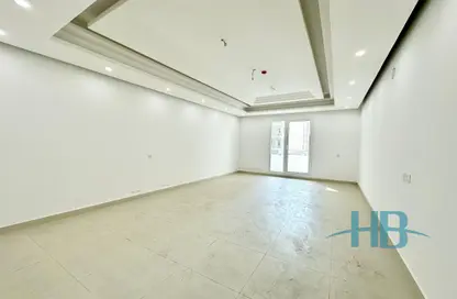 Apartment - 4 Bedrooms - 4 Bathrooms for sale in Hidd - Muharraq Governorate