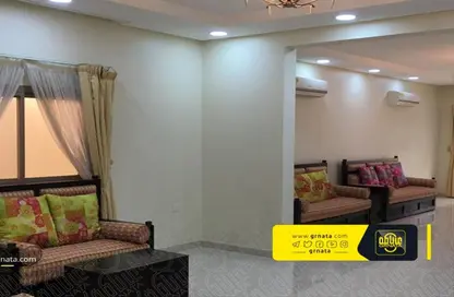 Apartment - 4 Bedrooms - 5 Bathrooms for rent in Seef - Capital Governorate