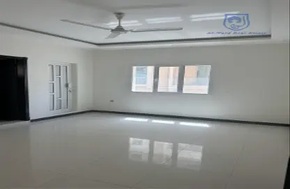 Apartment - 4 Bedrooms - 4 Bathrooms for rent in Hidd - Muharraq Governorate