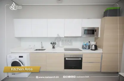 Apartment - 1 Bedroom - 2 Bathrooms for rent in Al Juffair - Capital Governorate